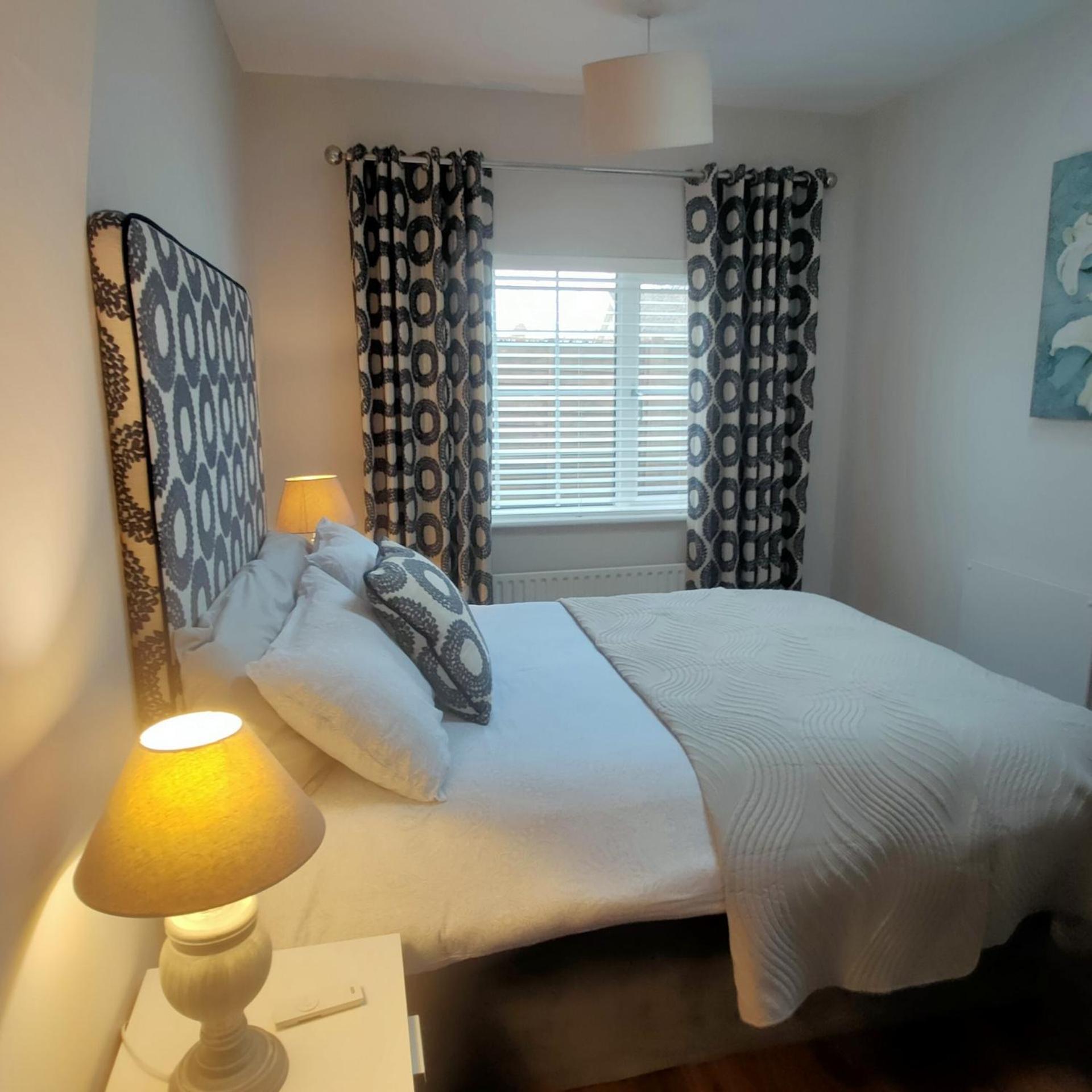 Apartamento Russell Mews Ennis Exterior foto